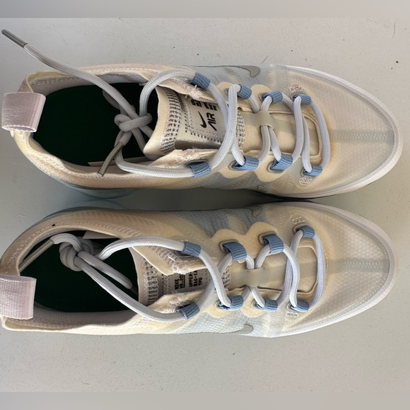 Nike Women’s Vapormax 2019 - Picture 2 of 8